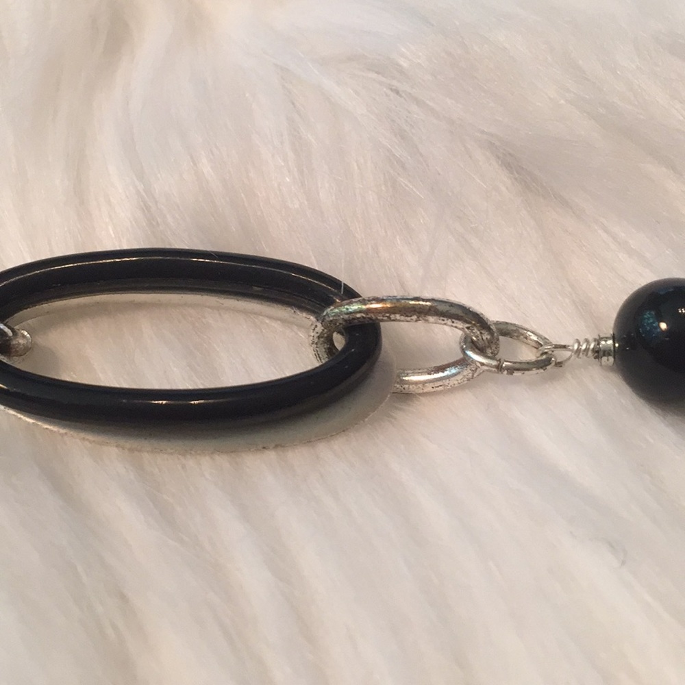 Two Matching Silver/Black Stone Necklaces - Picture 4 of 6